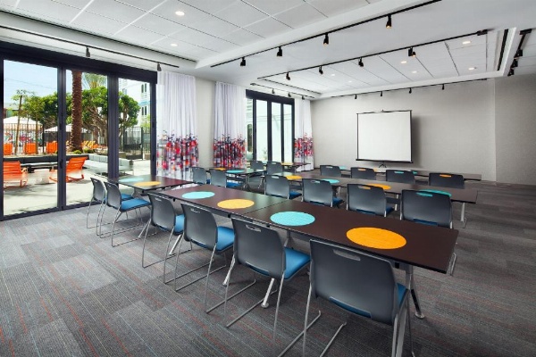 Aloft El Segundo - Los Angeles Airport image 10